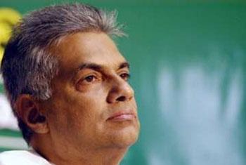 Ranil welcomes proposal to lift emergency
