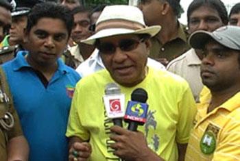 Mervyn leads sugar storage raid