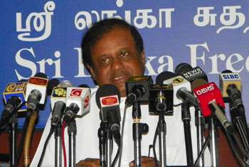 SLFP to name Chief Ministers after President returns