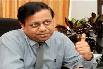 UPFA hand over nominees for six bonus seats