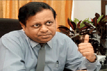 UPFA hand over nominees for six bonus seats