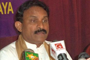 VIDEO: Minister controlling distilleries as ‘Mathata Thitha’ goes on - Hemakumara