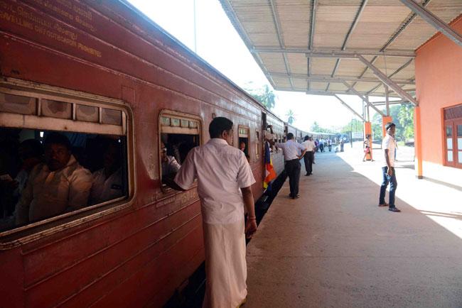 Railway strike to continue as talks breakdown