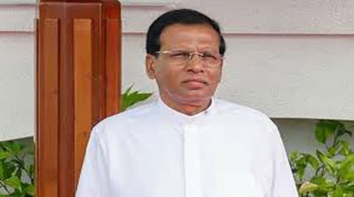 President worships sacred Jaya Sri Maha Bodhi