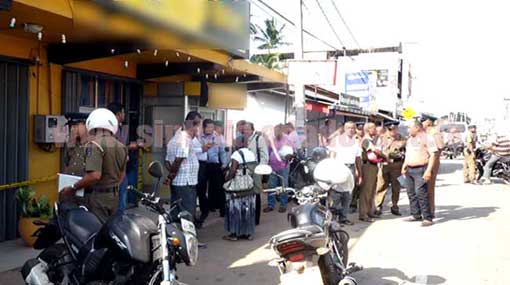 Thalawa bank robbery investigations handed over to CID