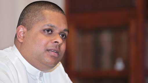 Sajin Vass arrives at Presidential Commission over SriLankan-Mihin inquiry