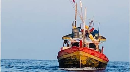 Six Sri Lankan fishermen and boat arrested off Maldives