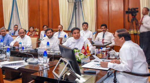 President instructs authorities to wage a ‘war’ against Fall Armyworm