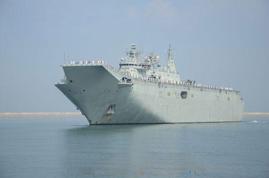 Four Australian Naval ships arrive in Sri Lanka for IPE 19