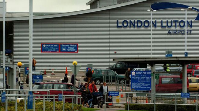 Counter-terror police arrest four Sri Lankan men at Luton Airport