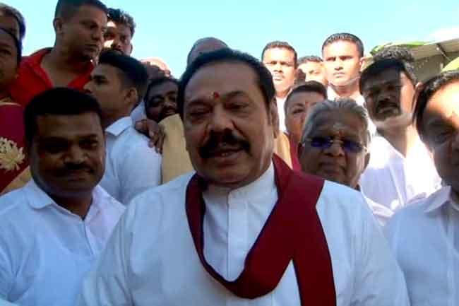 Govt can’t even declare open the hospitals built by me - Mahinda