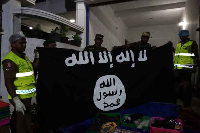 Shootout between STF and armed group during search mission at Kalmunai