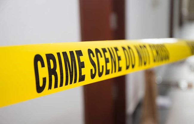 One dead as couple attacked at home in Weeragula