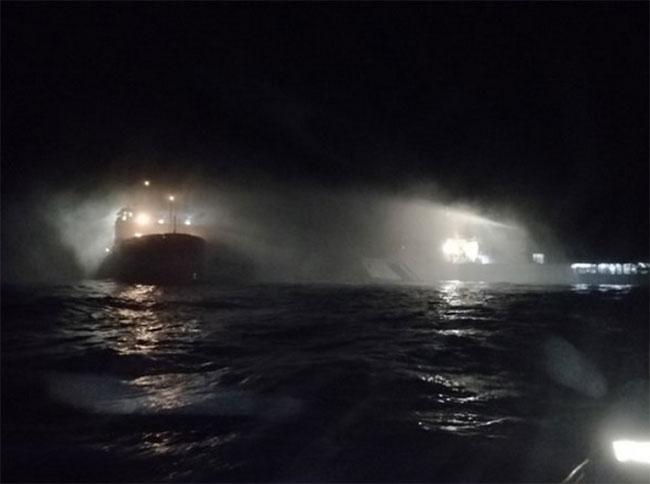 Alerted by Indian agencies, SL coast guard intercepts boats carrying drugs from Karachi - report