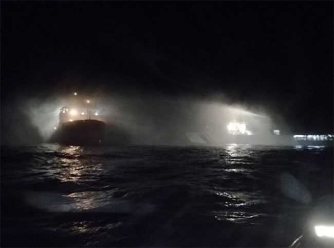 Alerted by Indian agencies, SL coast guard intercepts boats carrying drugs from Karachi - report