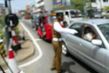 Traffic restricted on Kaduwela-Kollupitiya road for 3 hours