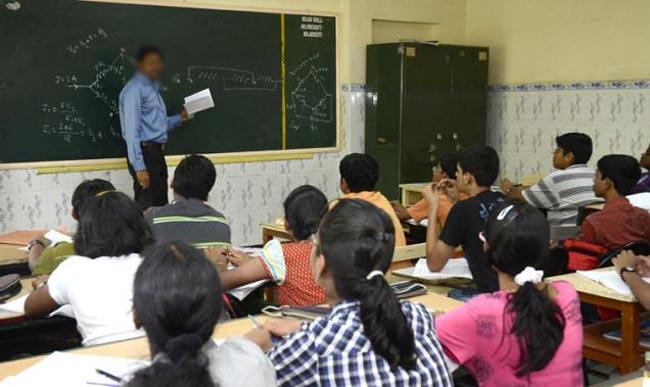 Petitions filed against Bill banning tuition classes on Sundays and Poya