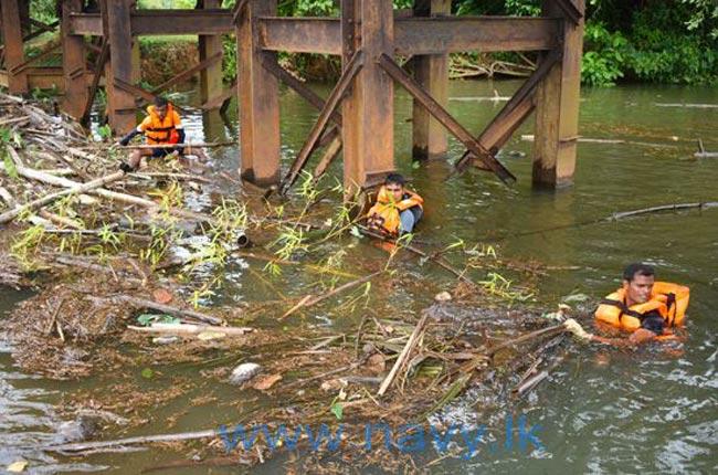 Navy pre-plans to counter floods
