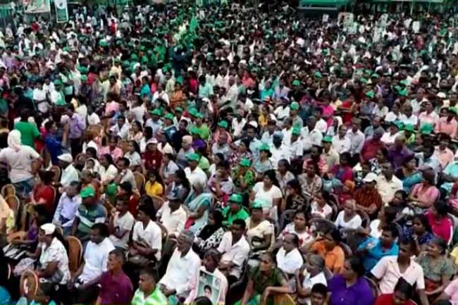 Sajith warmly welcomed at Badulla rally