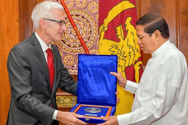 Interpol chief commends President and Sri Lanka Police