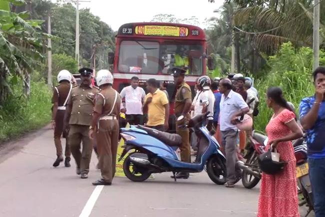Person shot dead inside SLTB bus at Elpitiya
