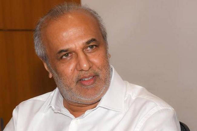 UNF parties not briefed on details of Ranil-Sajith meeting - Hakeem