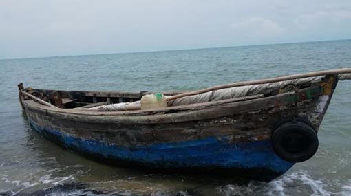 Navy nabs illegal immigrants returning to country