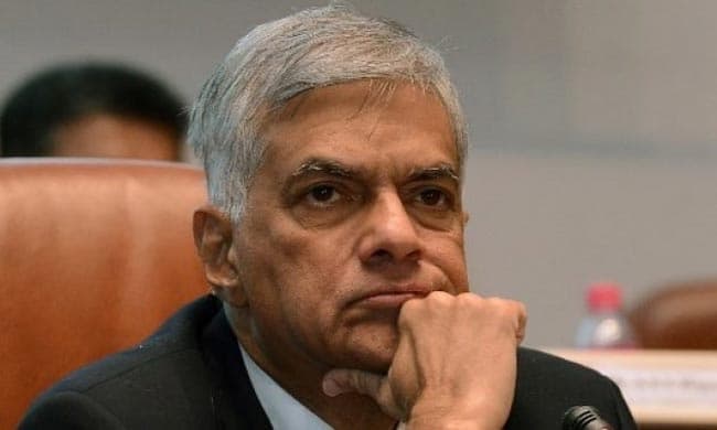 Should aim to devolve power without dividing country - PM