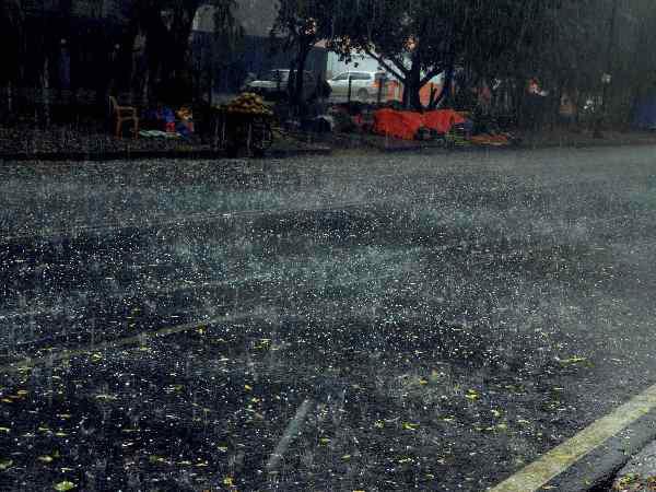 Special advisory for heavy rain, strong wind and severe lightning