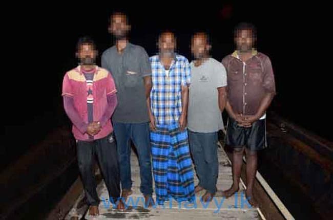 Navy arrests illegal immigrants and human traffickers