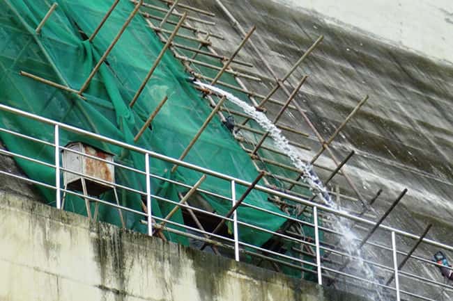 Moragahakanda Reservoir dam’s leak not a serious issue, irrigation engineers say