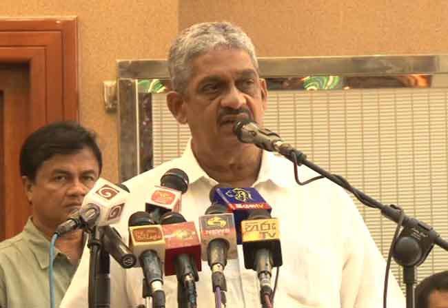 Ranil 99% responsible for past govt.’s mistakes - Fonseka