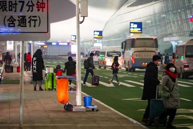 Transport lockdown in Wuhan as coronavirus death toll rises to 17