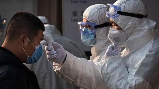 Coronavirus: Death toll rises to 81 as China extends holiday