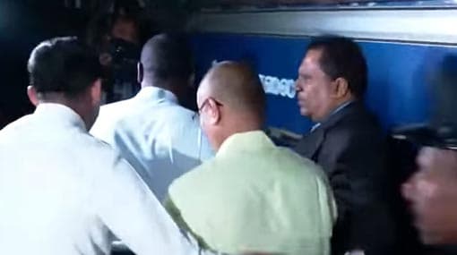 Udayanga Weeratunga admitted to Prisons Hospital