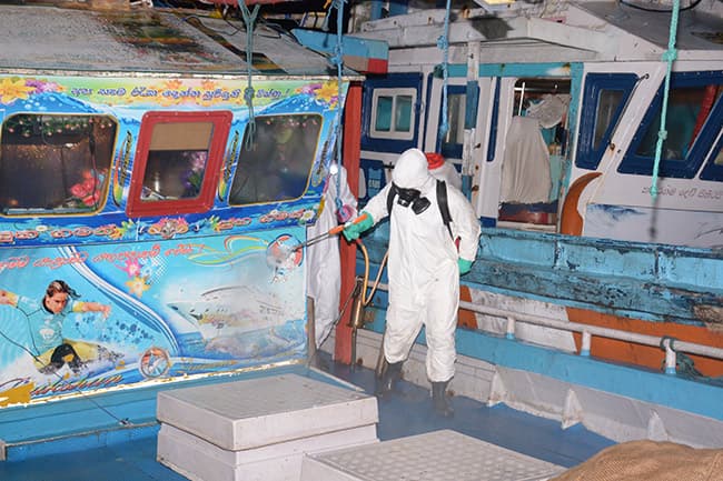 Navy brings ashore a fisherman who had close contact with coronavirus patient