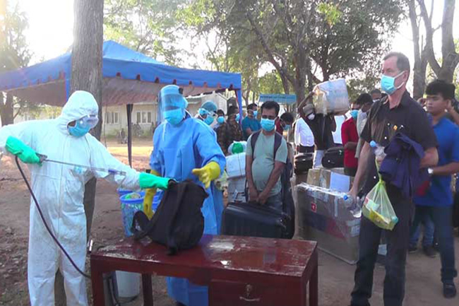 More quarantined persons leave for homes