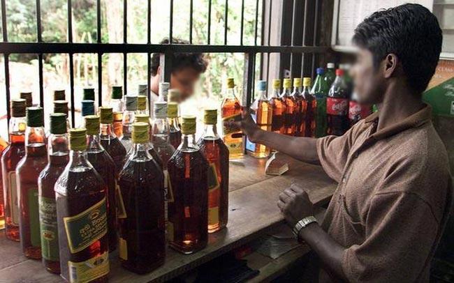 Liquor stores allowed to operate during non-curfew hours