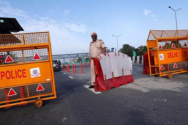 India extends nationwide lockdown by 2 more weeks after May 4