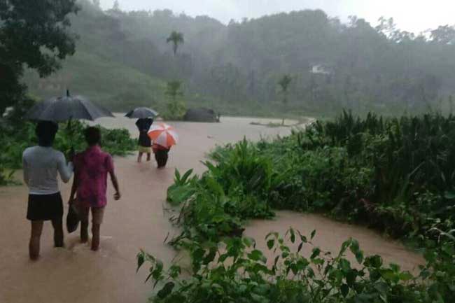 Ratnapura affected the most by inclement weather; 2 deaths reported