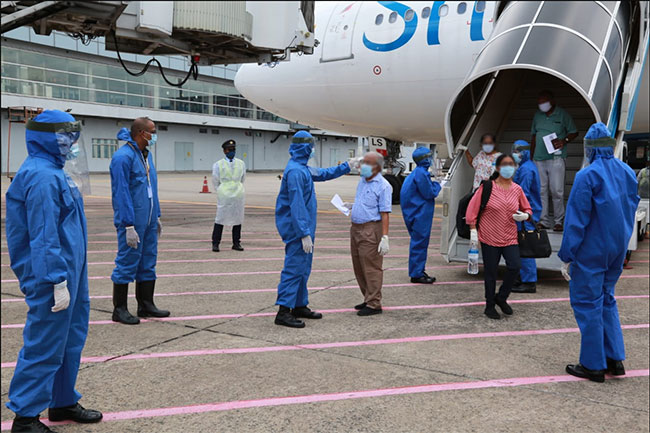 Another group of Sri Lankans return from Russia