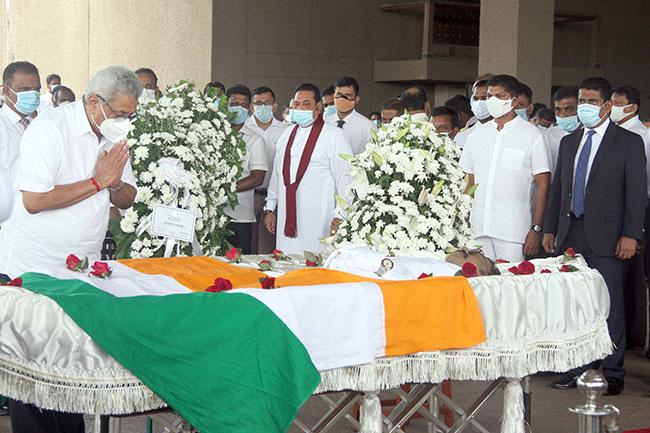 President pays last respects to late Minister Thondaman