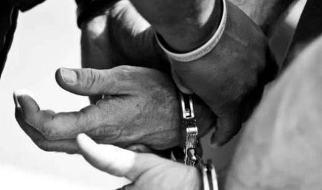 Two Sri Lankans jailed in Singapore over forged documents