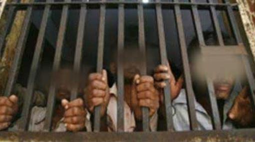 Producing prison inmates at courts paused