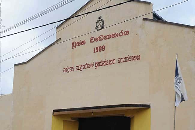Tightened security for prison officials who received death threats from underworld