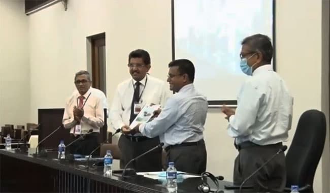 Healthcare guidelines for the Parliament handed over