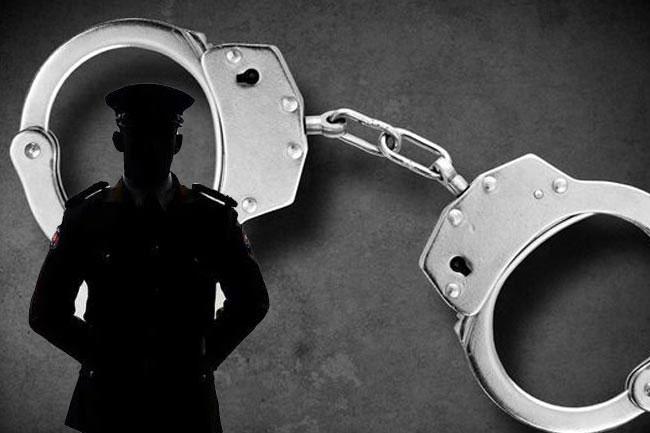 Police sergeant arrested with heroin and ‘ice’ in Damana