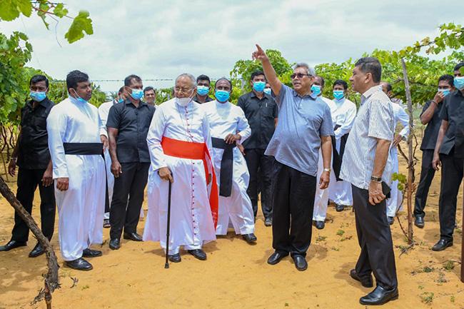 President inspects developmental projects in Puttalam