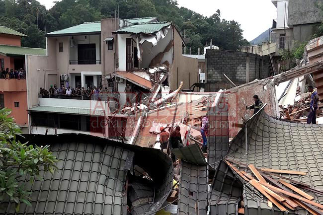 Alerting others of collapsing building a moral obligation – Police Spokesman