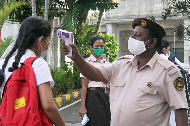 A/L candidates, staff on duty requested to report to exam centres